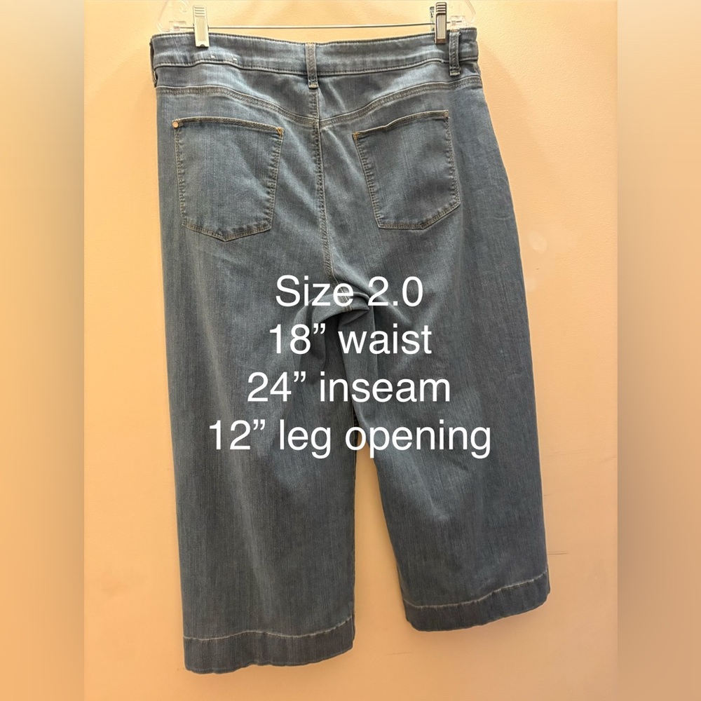 Chico’s Perfect Stretch Girlfriend Wide Crop Pants Jeans Denim Like New Size 2.0 - Picture 4 of 8